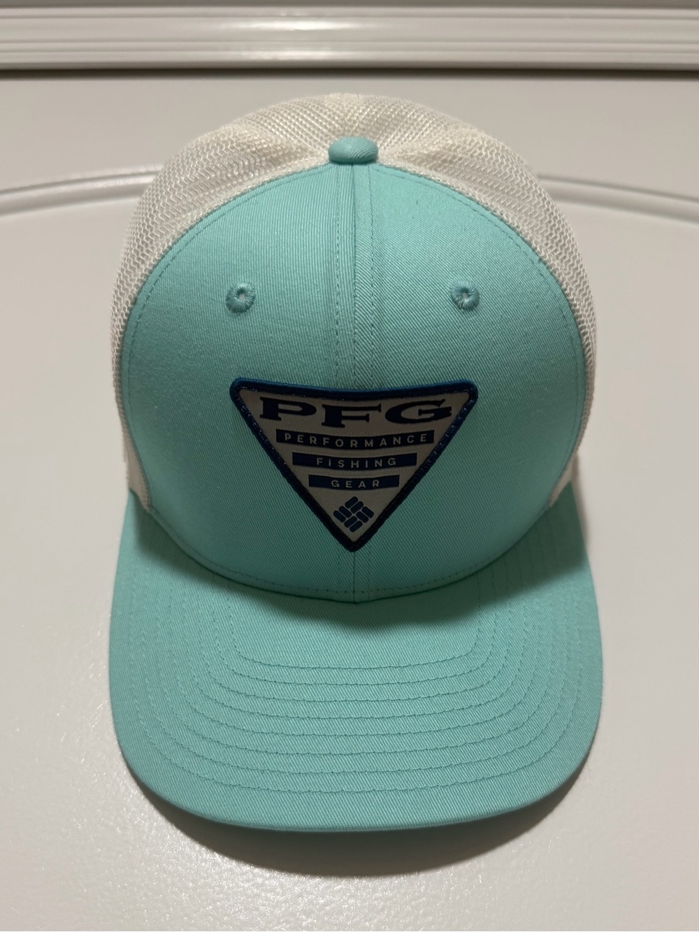 NWOT Columbia PFG Vacation Teal Mint and White Mesh Trucker Hat SnapBack